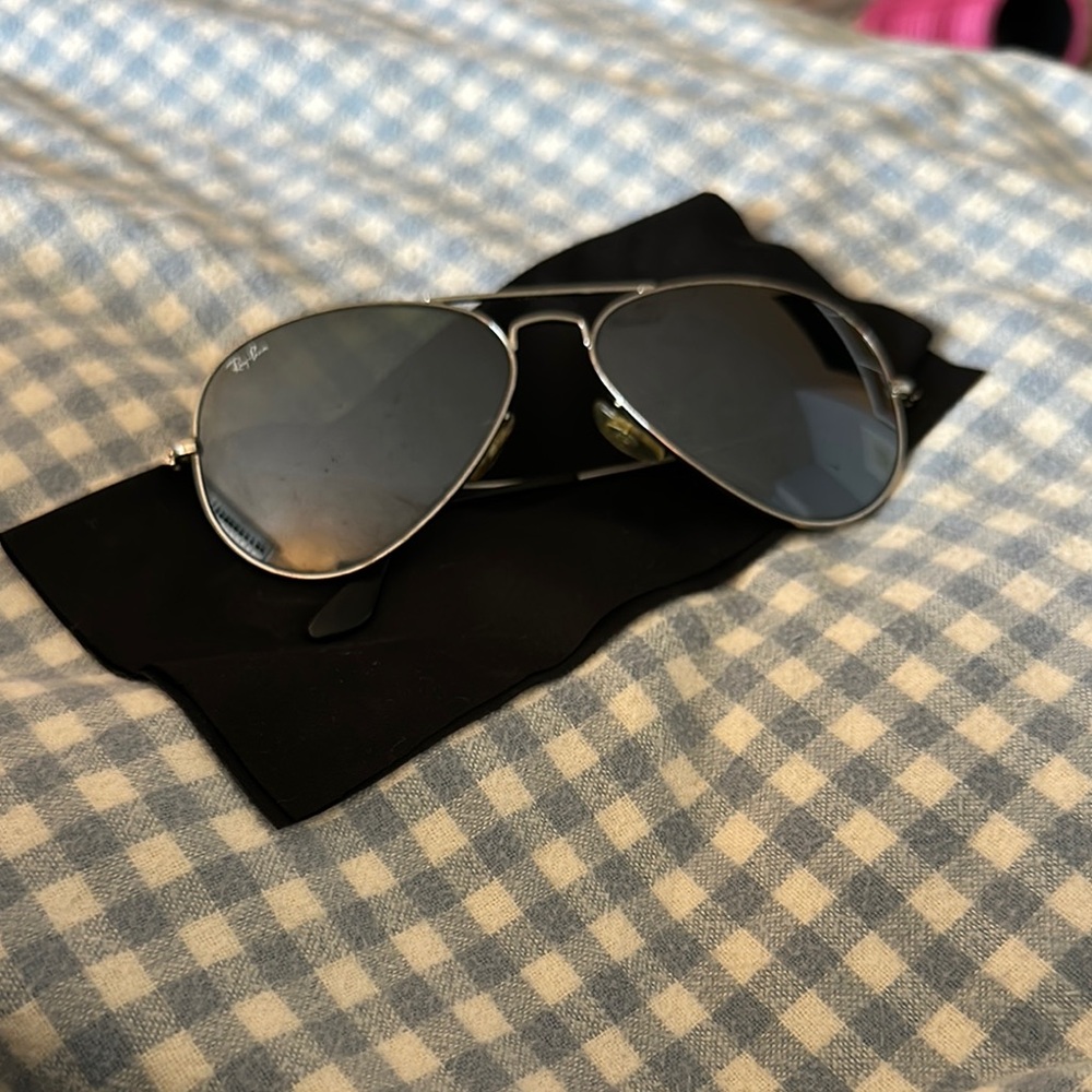 Ray-Ban Silver Aviator Sunglasses